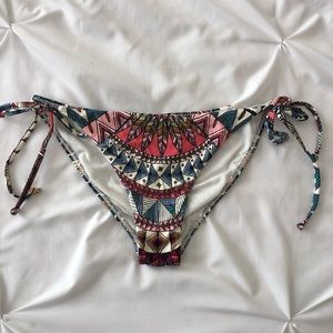 Billabong bikini bottoms